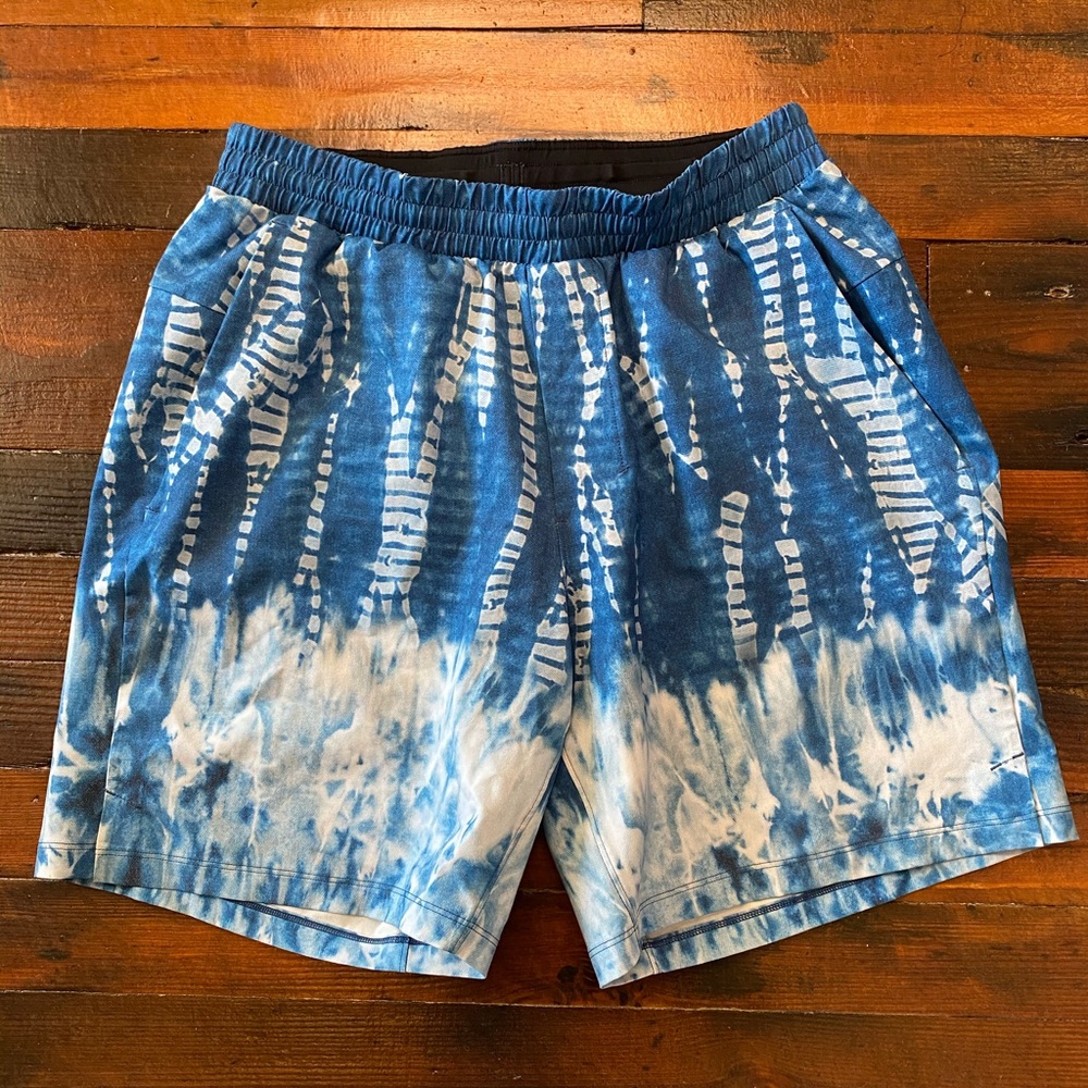 Lululemon Channel Cross Swim Short, Medium 7”